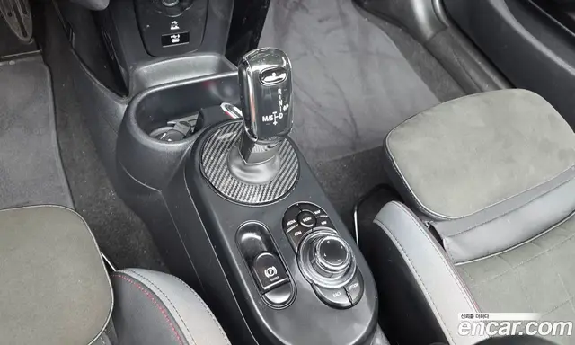 Mini Cooper Convertible 2021 2.0 автомат (гидро), миниатюра 12