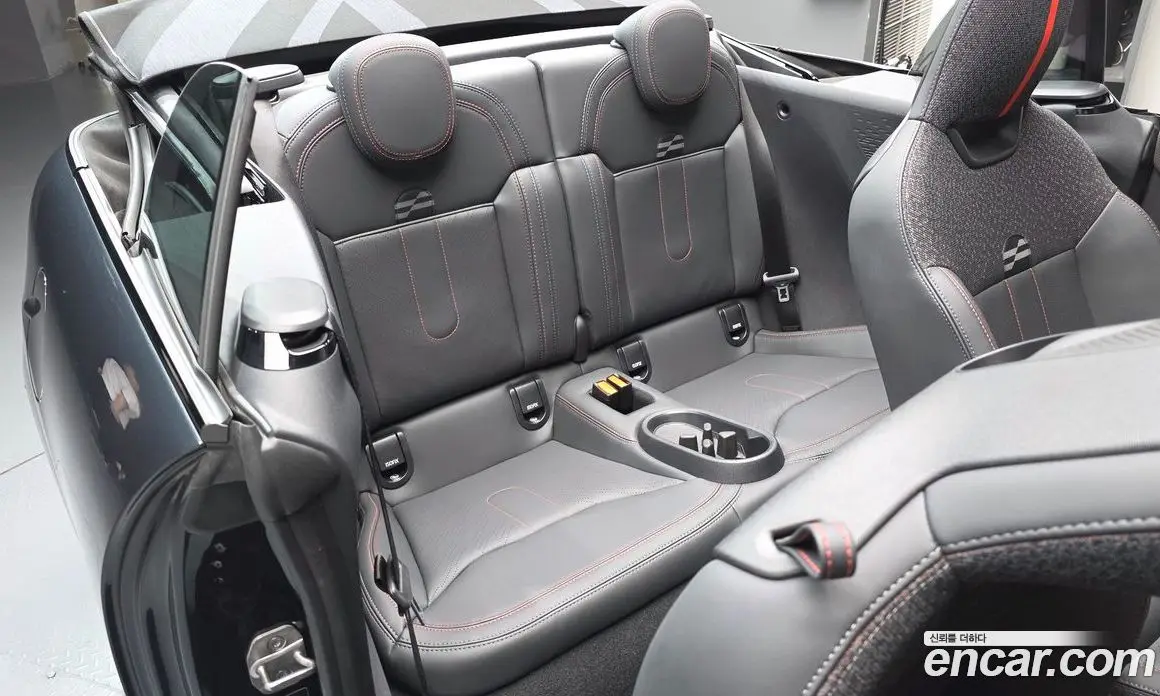 Mini Cooper Convertible 2025 2.0 автомат (гидро), фото 16