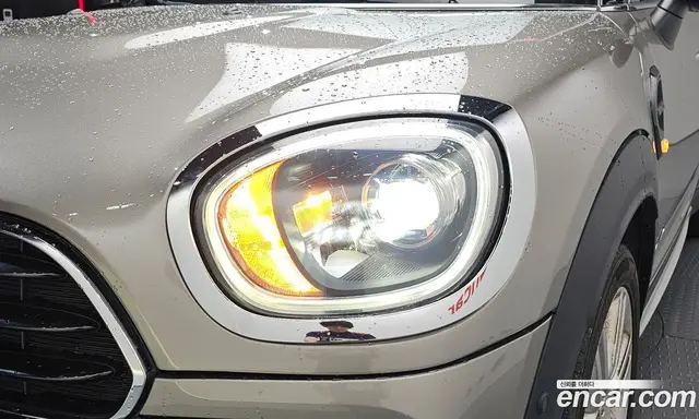Mini Countryman 2019 2.0 автомат (гидро), миниатюра 8