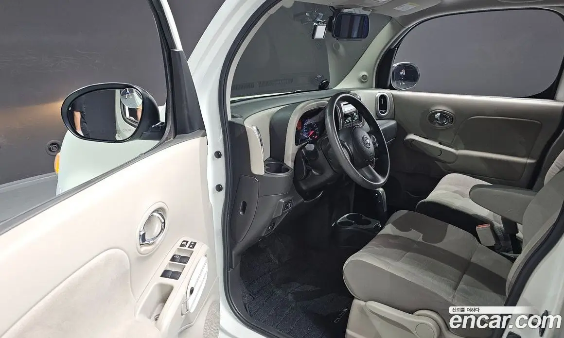 Nissan Cube 2013 1.8 автомат (гидро), фото 10 Nissan Cube 2013 1.8 автомат (гидро), фото 10