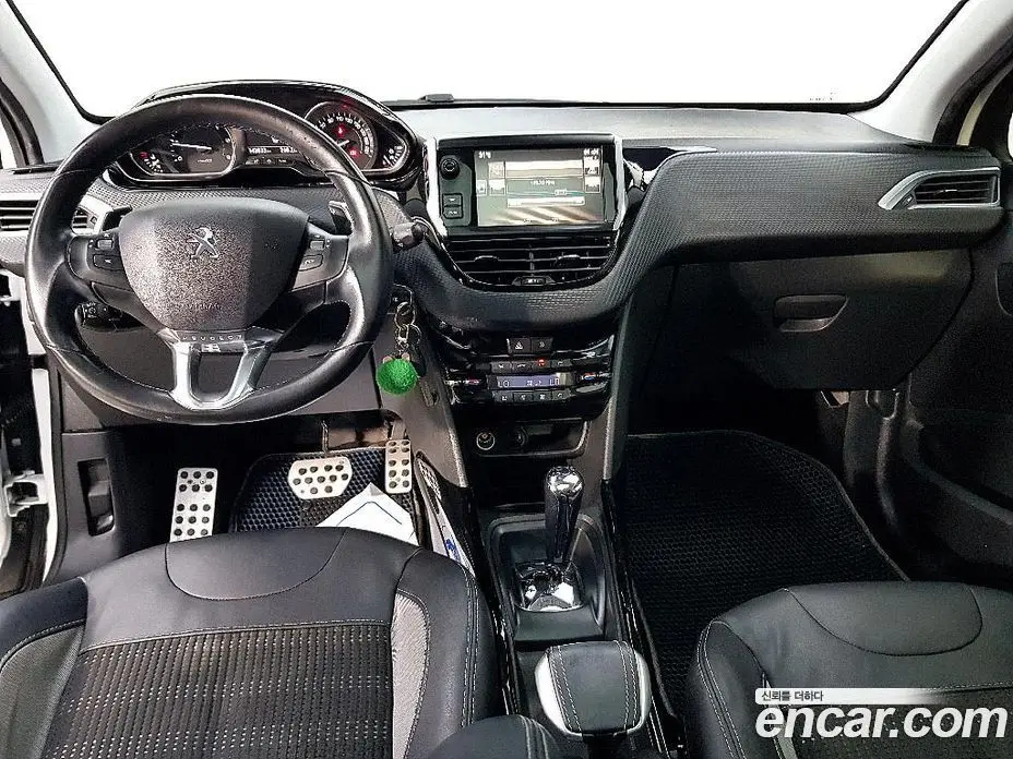 Peugeot 2008 2015 1.6 автомат (гидро), фото 5