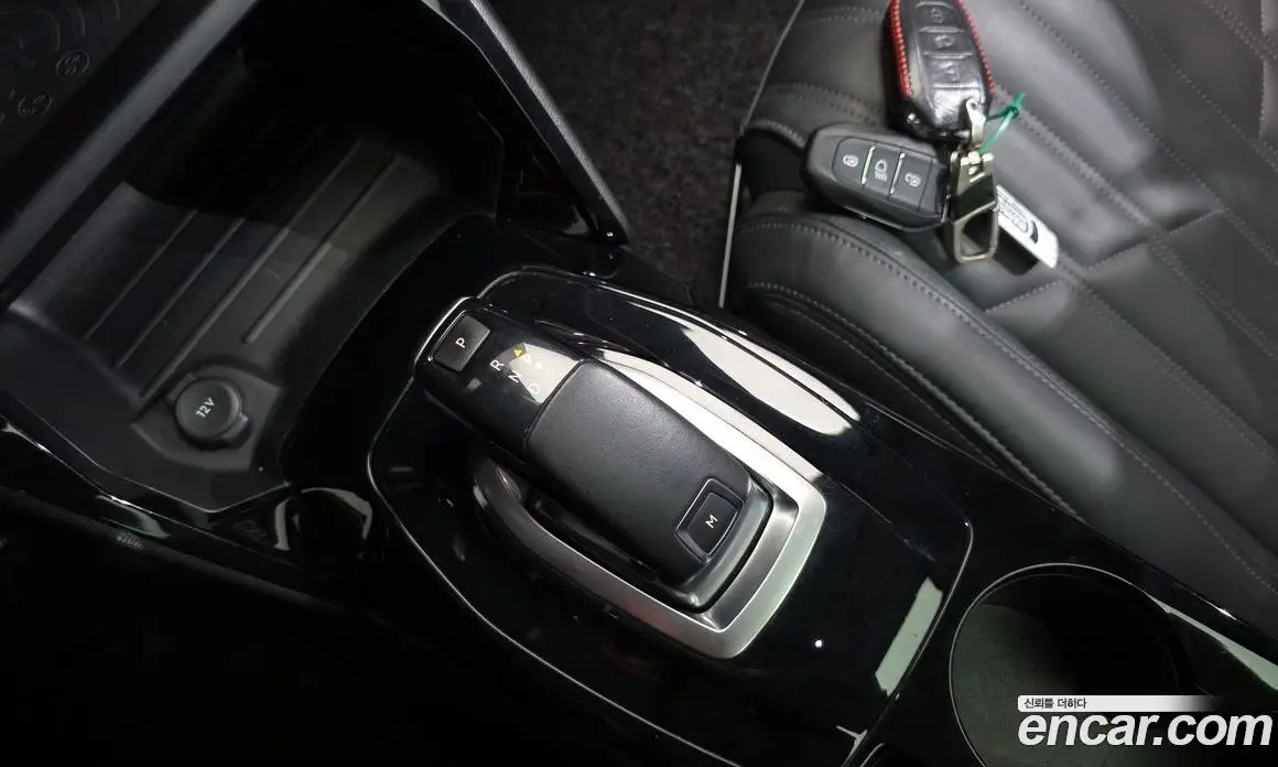 Peugeot 2008 2020 1.5 автомат (гидро), фото 11