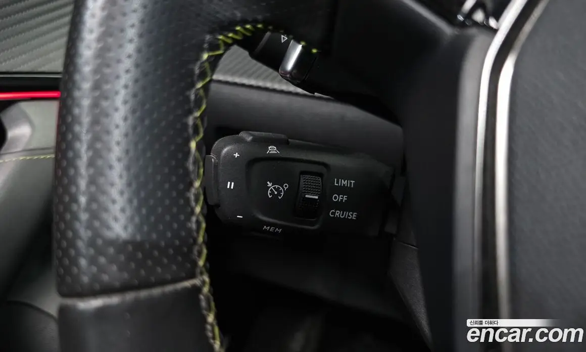 Peugeot 2008 2020 1.5 автомат (гидро), фото 21