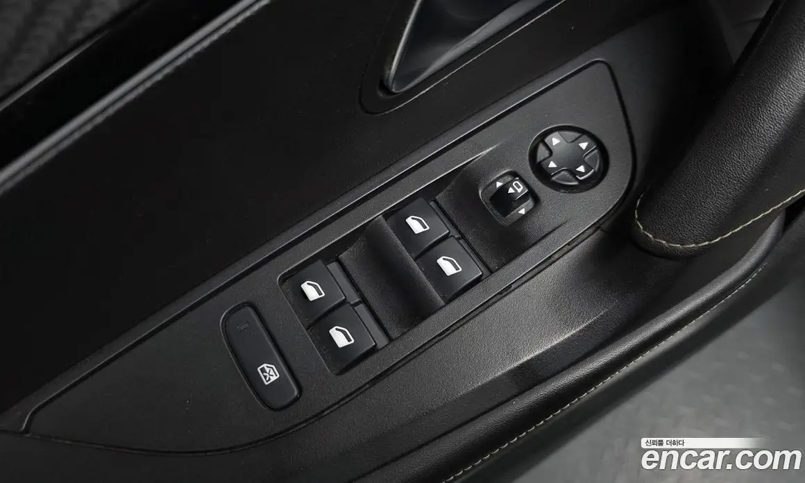 Peugeot 2008 2020 1.5 автомат (гидро), фото 28