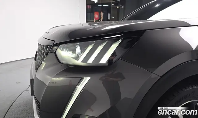 Peugeot 2008 2020 1.5 автомат (гидро), миниатюра 7