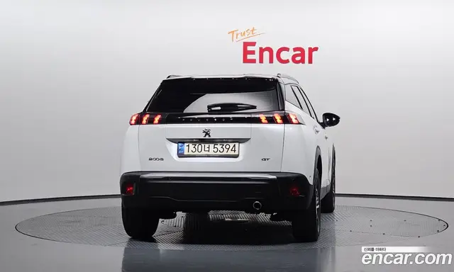 Peugeot 2008 2021 1.5 автомат (гидро), миниатюра 4