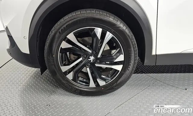 Peugeot 2008 2021 1.5 автомат (гидро), миниатюра 5