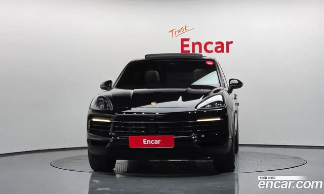 Porsche Cayenne 2020 3.0 автомат (гидро), миниатюра 3