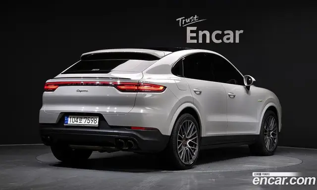 Porsche Cayenne 2021 3.0 автомат (гидро), миниатюра 2
