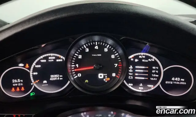 Porsche Cayenne 2023 3.0 автомат (гидро), миниатюра 11