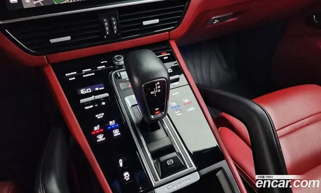 Porsche Cayenne 2023 3.0 автомат (гидро), миниатюра 12