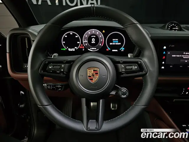 Porsche Cayenne 2025 4.0 автомат (гидро), миниатюра 11