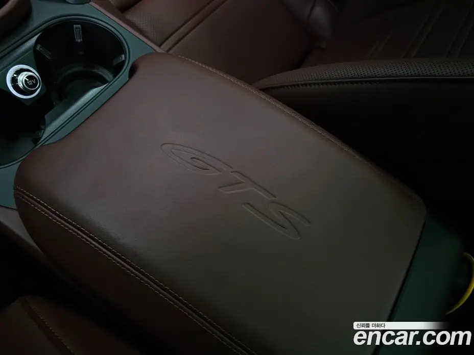 Porsche Cayenne 2025 4.0 автомат (гидро), фото 13