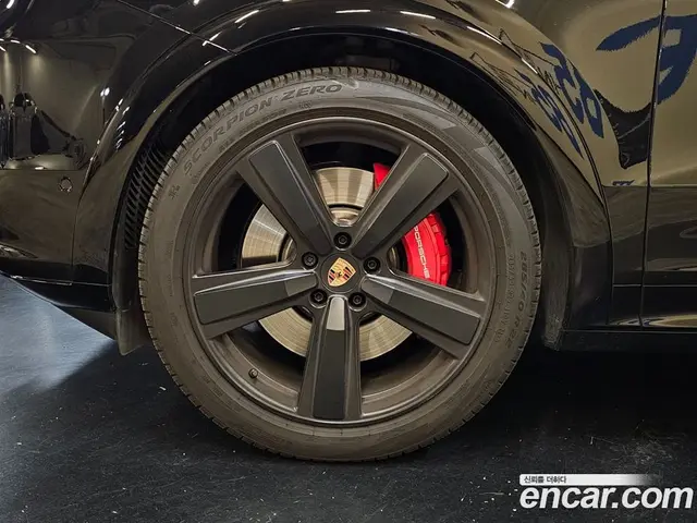 Porsche Cayenne 2025 4.0 автомат (гидро), миниатюра 4