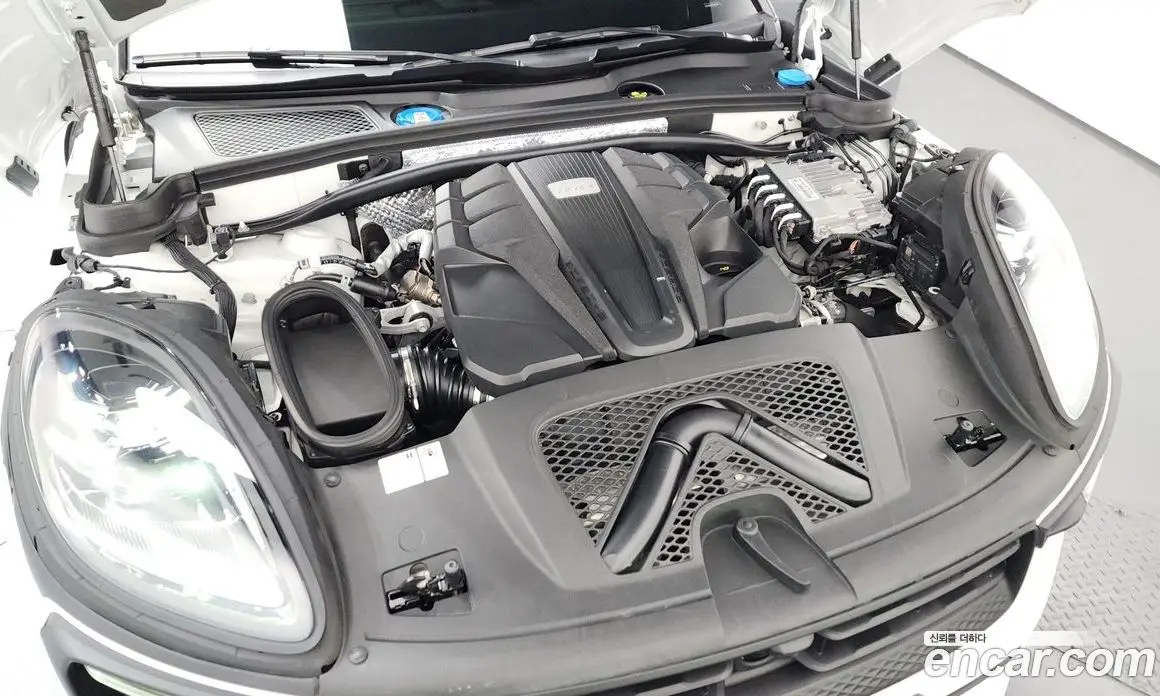Porsche Macan 2022 2.9 автомат (гидро), фото 6