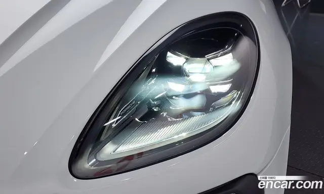 Porsche Macan 2022 2.9 автомат (гидро), миниатюра 8
