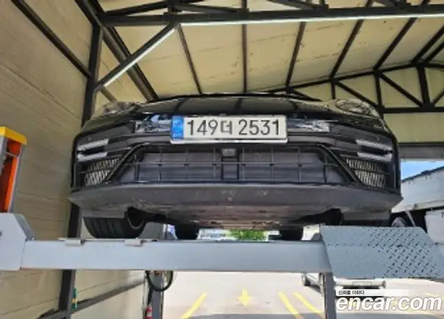 Porsche Panamera, 2022, 32 439 км