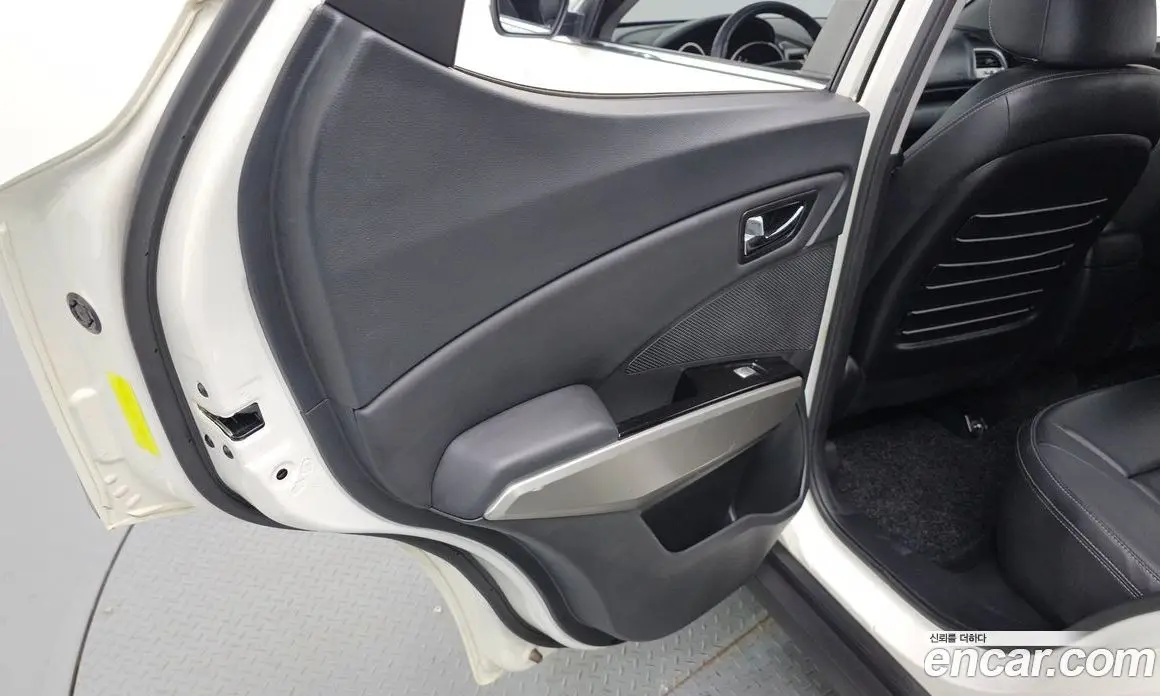 SsangYong TIBOLI 2016 1.6 автомат (гидро), фото 15
