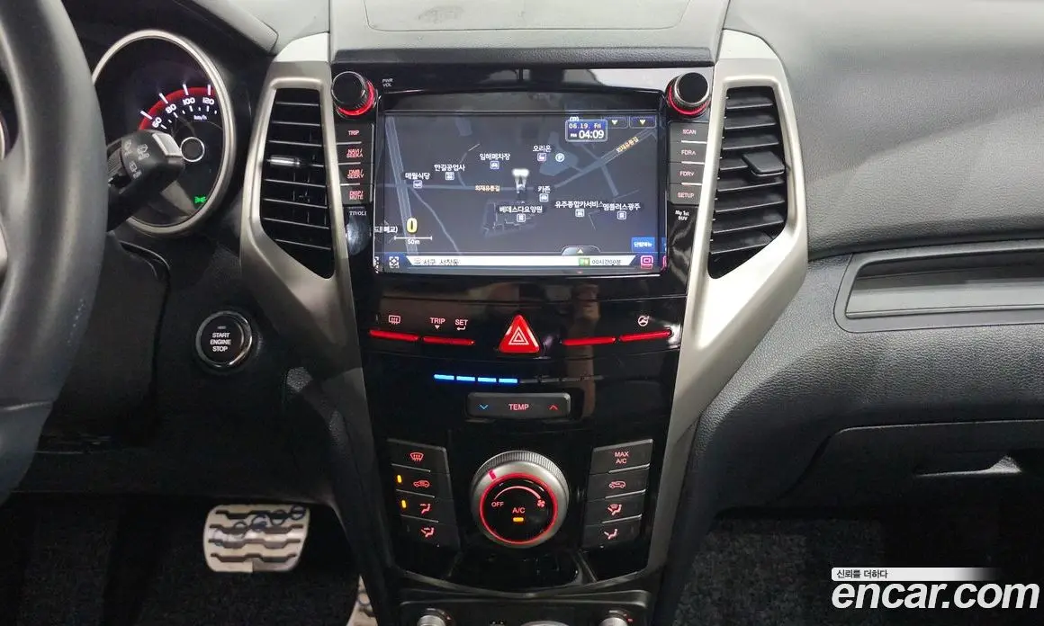 SsangYong TIBOLI 2016 1.6 автомат (гидро), фото 18