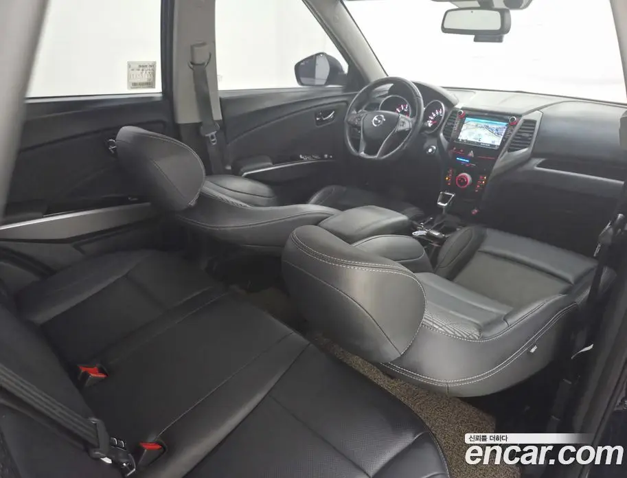 SsangYong TIBOLI 2019 1.6 автомат (гидро), фото 11