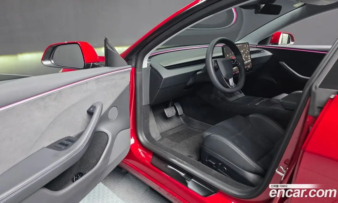 Tesla Model 3 2024 0.2 автомат (гидро), фото 13 Tesla Model 3 2024 0.2 автомат (гидро), фото 13