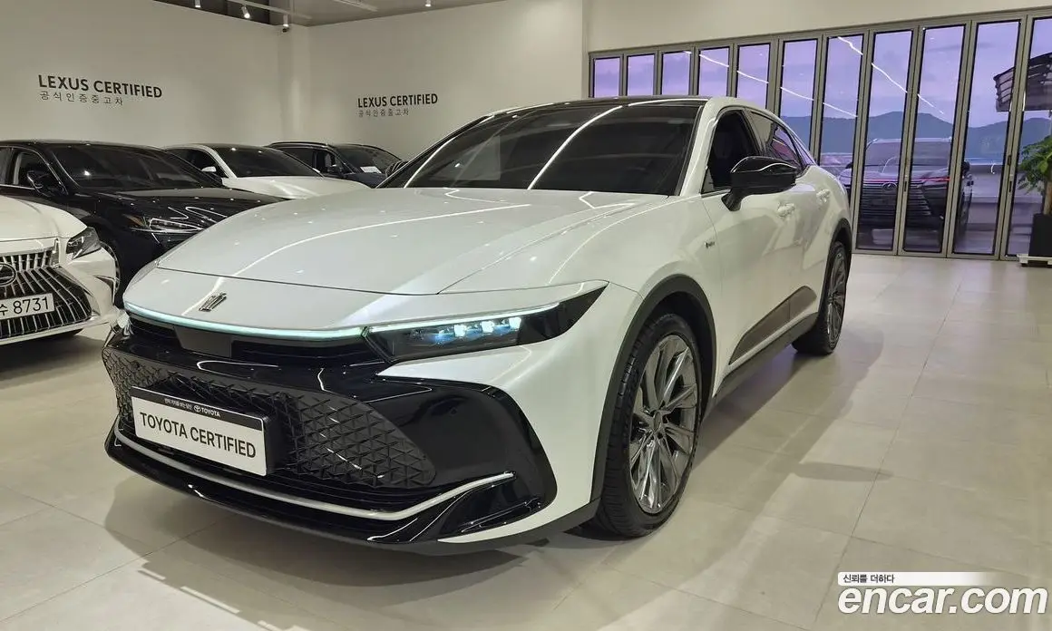 Toyota Crown 2025 2.5 автомат (вариатор), фото 1 Toyota Crown 2025 2.5 автомат (вариатор), фото 1