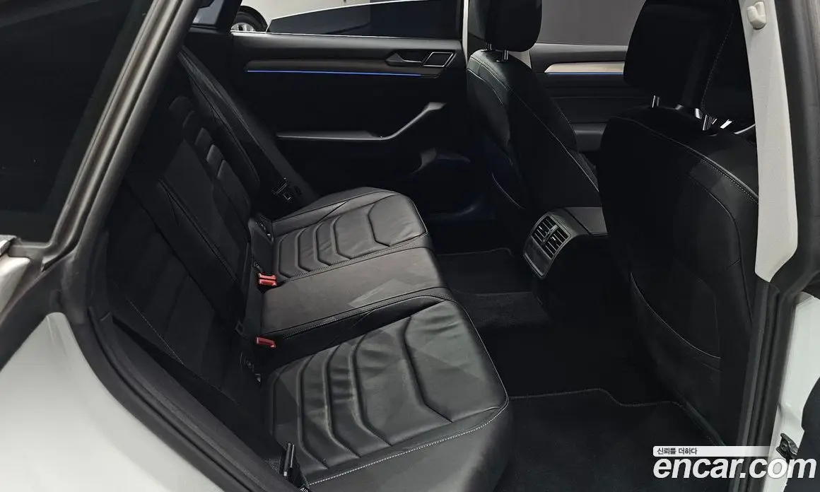 Volkswagen Arteon 2019 2.0 автомат (гидро), фото 24