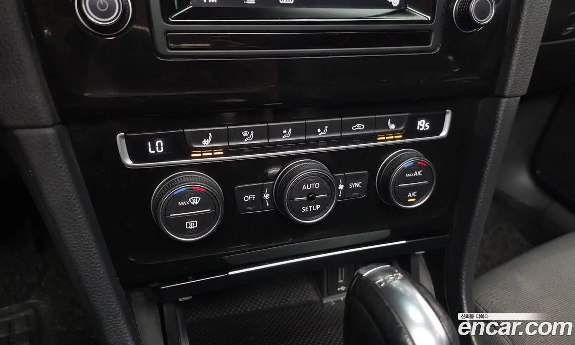 Volkswagen Golf 2013 2.0 автомат (гидро), фото 15