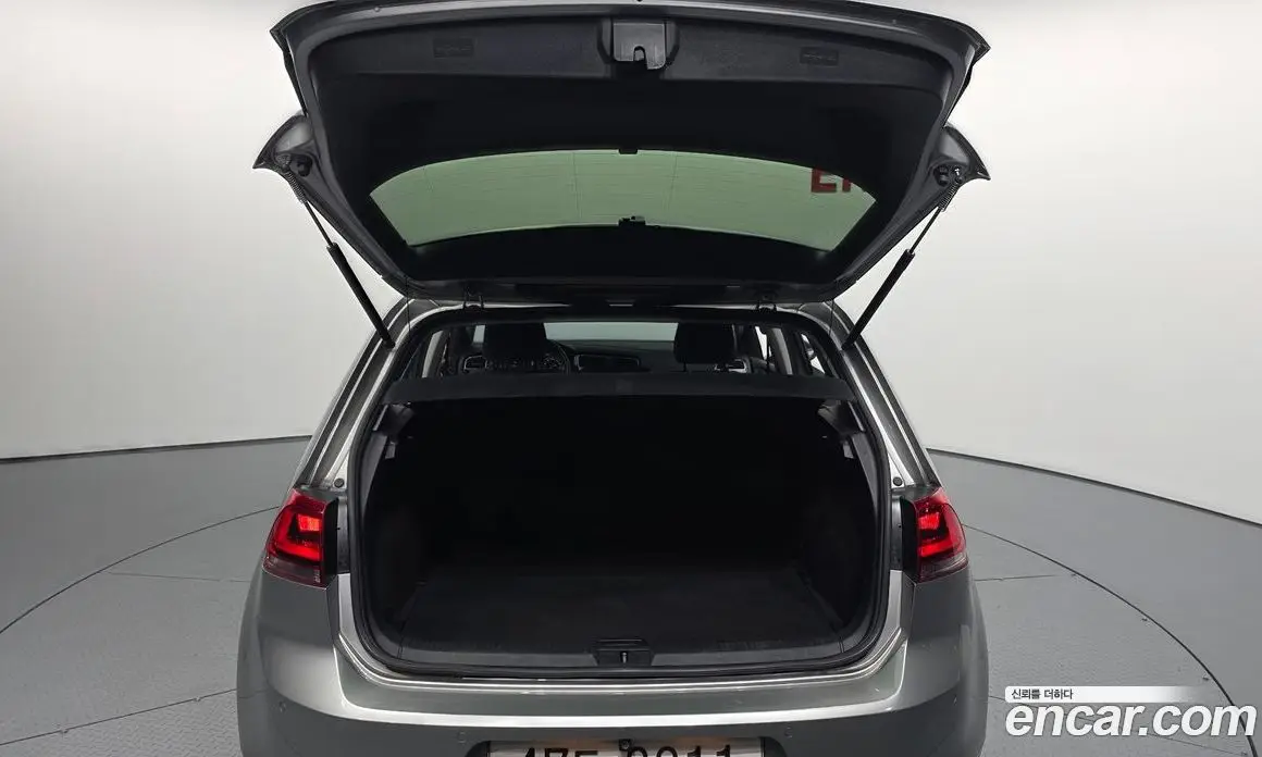 Volkswagen Golf 2013 2.0 автомат (гидро), фото 20