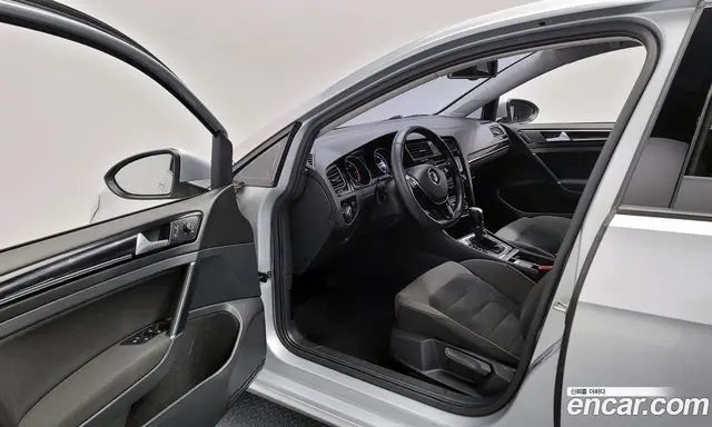 Volkswagen Golf 2014 1.6 автомат (гидро), миниатюра 10