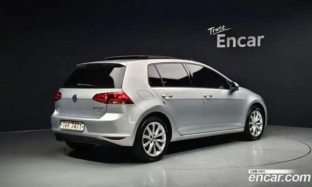 Volkswagen Golf 2015 2.0 автомат (гидро), миниатюра 2