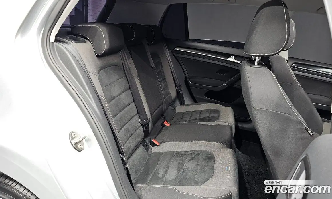 Volkswagen Golf 2015 2.0 автомат (гидро), фото 12