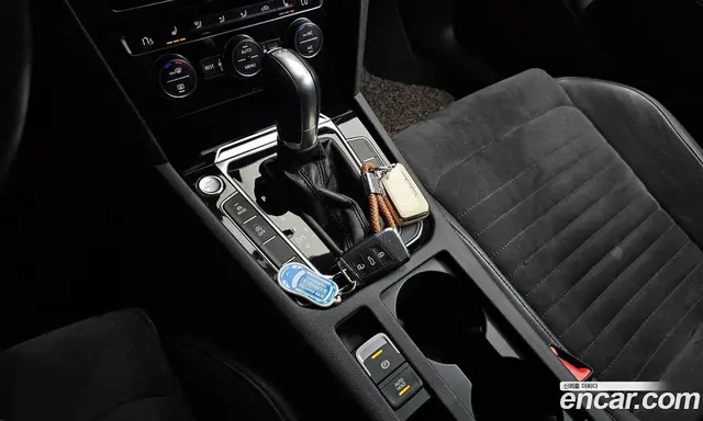 Volkswagen Passat 2018 2.0 автомат (гидро), миниатюра 11