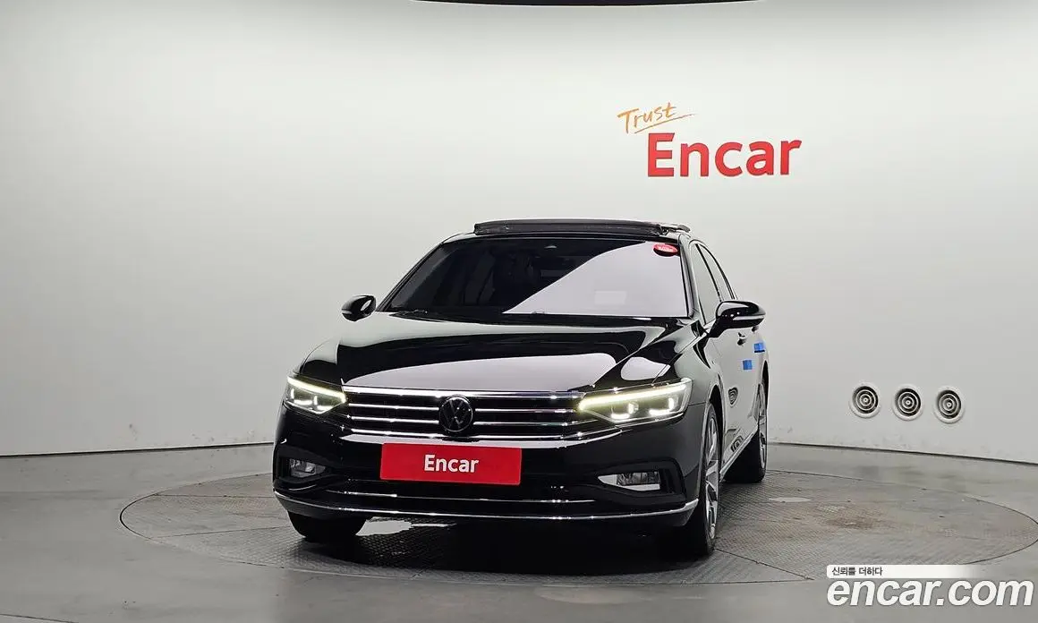 Volkswagen Passat 2022 2.0 автомат (гидро), фото 3