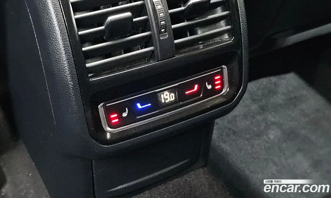 Volkswagen Passat 2022 2.0 автомат (гидро), фото 23