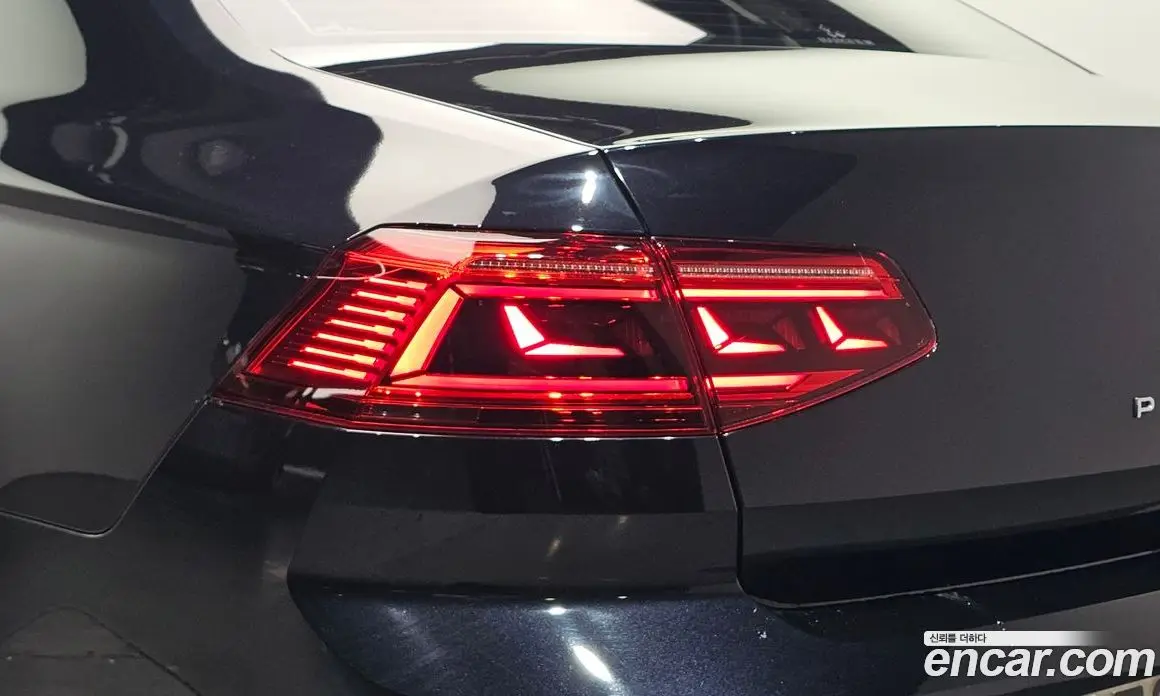 Volkswagen Passat 2022 2.0 автомат (гидро), фото 9