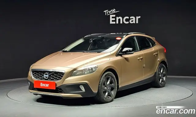 Volvo V40, 2013, 112 468 км
