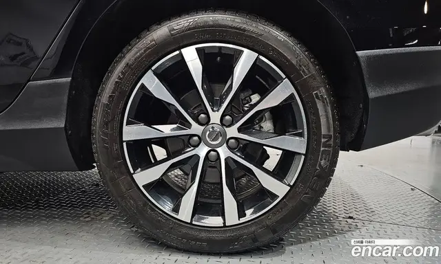 Volvo V40 2019 2.0 автомат (гидро), миниатюра 6