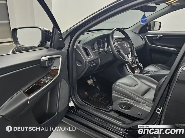 Volvo XC60 2017 2.0 автомат (гидро), миниатюра 11