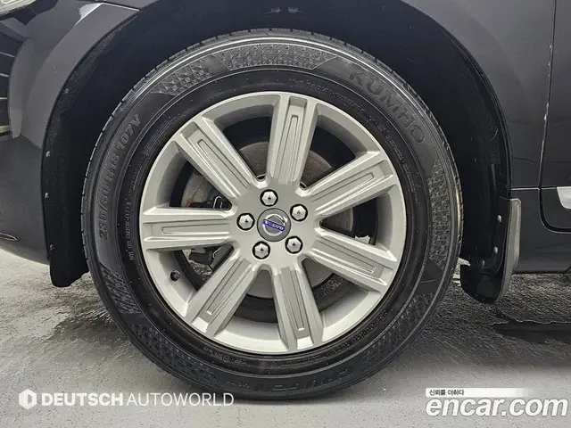 Volvo XC60 2017 2.0 автомат (гидро), миниатюра 5