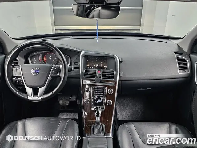 Volvo XC60 2017 2.0 автомат (гидро), миниатюра 7