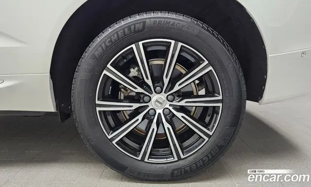 Volvo XC60 2021 2.0 автомат (гидро), миниатюра 7