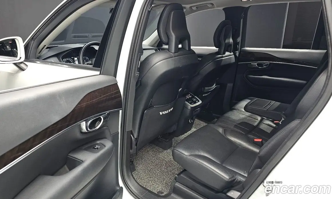 Volvo XC90 2016 2.0 автомат (гидро), фото 12