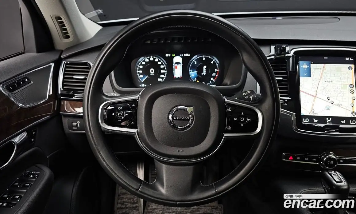 Volvo XC90 2016 2.0 автомат (гидро), фото 13