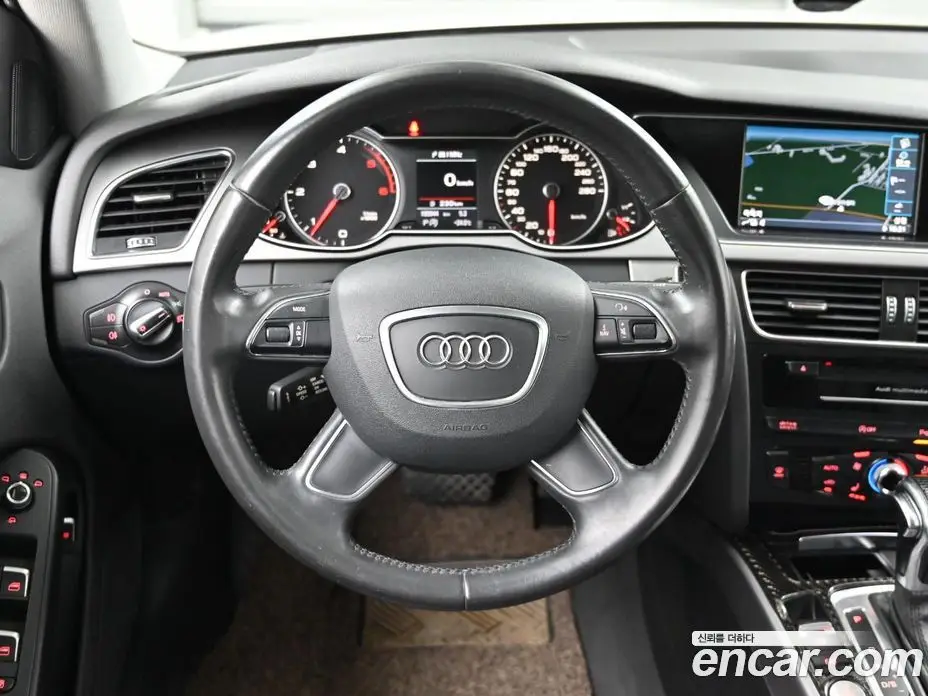 Audi A4 2013 2.0 автомат (гидро), фото 13