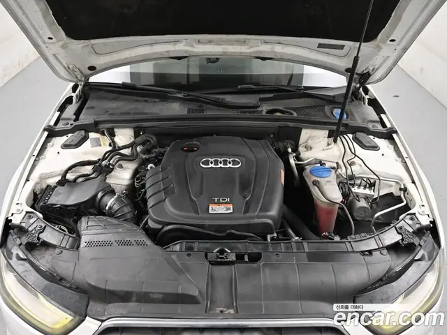 Audi A4 2013 2.0 автомат (гидро), миниатюра 6