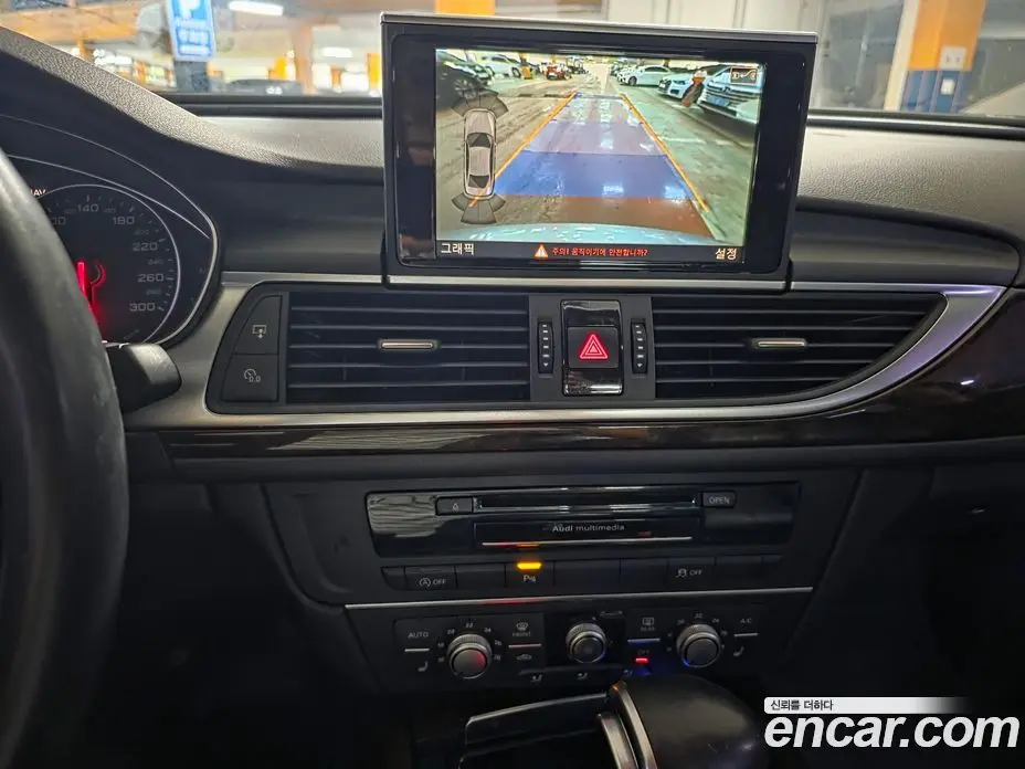 Audi A6 2014 3.0 автомат (гидро), фото 14
