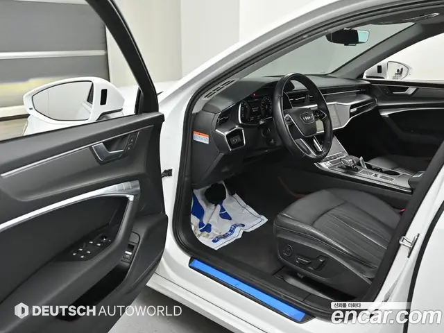 Audi A6 2020 2.0 автомат (гидро), миниатюра 11