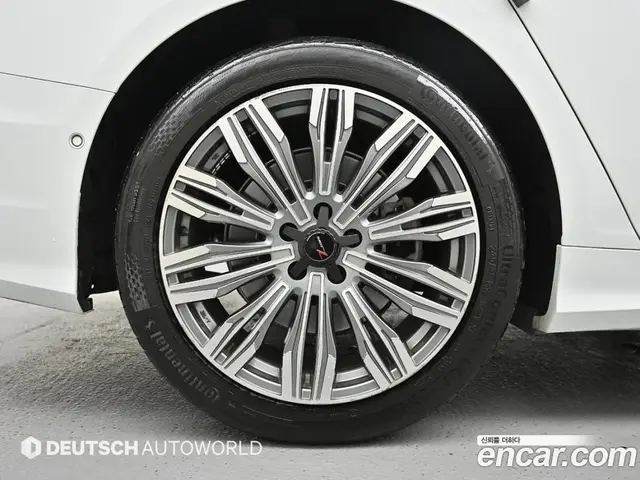 Audi A6 2020 2.0 автомат (гидро), миниатюра 5