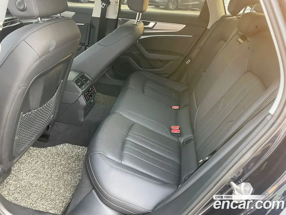 Audi A6 2021 2.0 автомат (гидро), фото 16